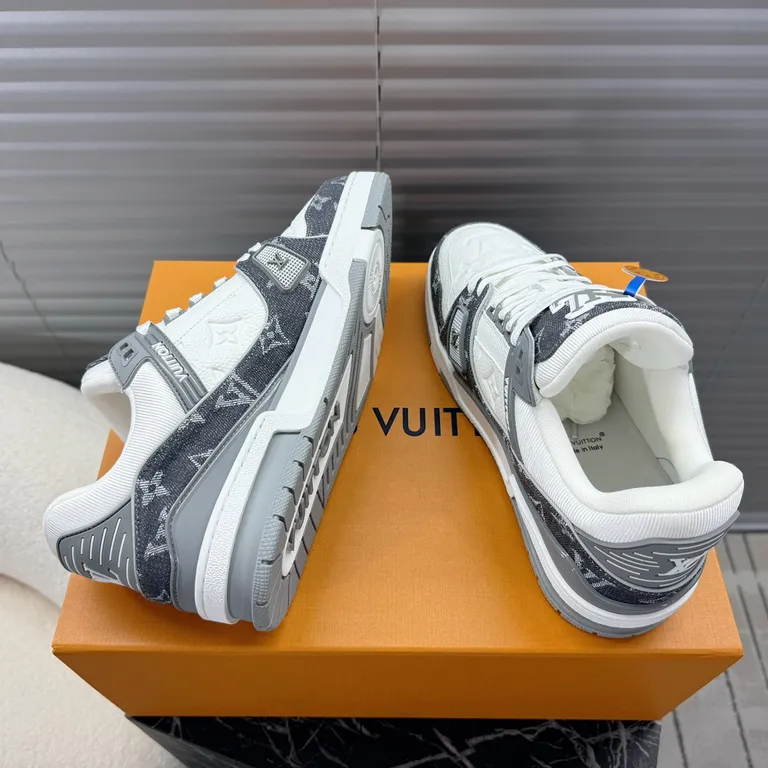 Louis Vuitton Shoe 